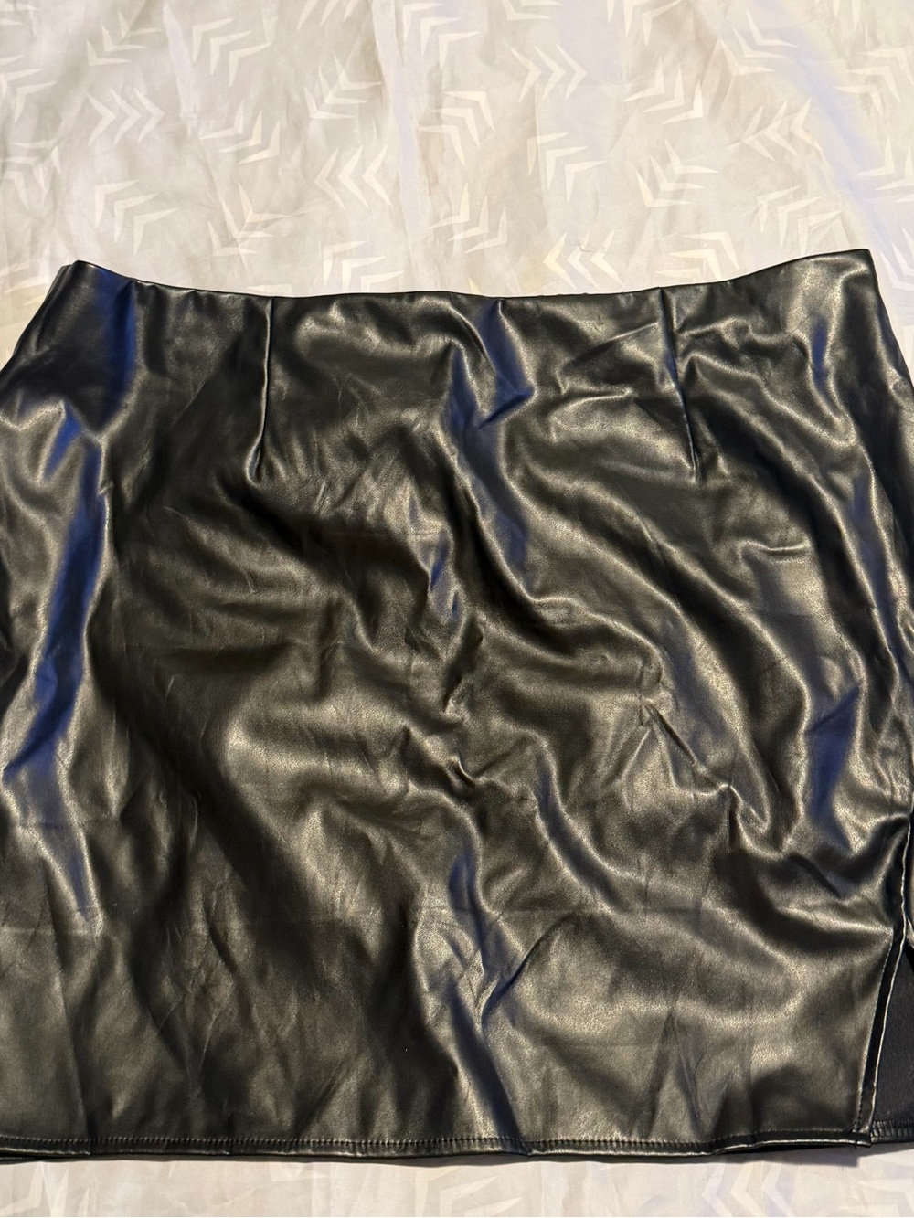 SHEIN Black Faux Leather Mini Skirt